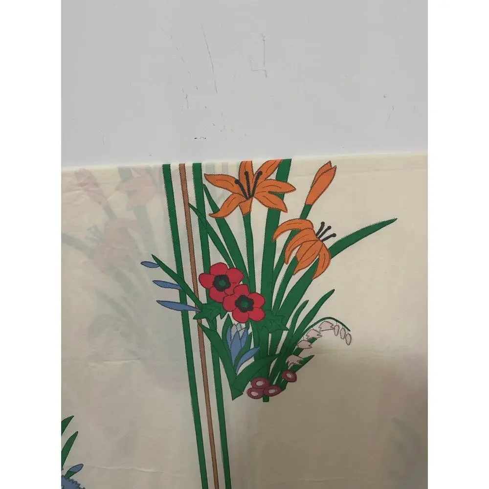 Vintage 1977 JP Stevens Flower Boquet Pattern Full Size Flat Sheet Cream Orange